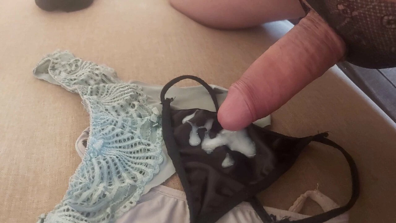 Hãy trên panty