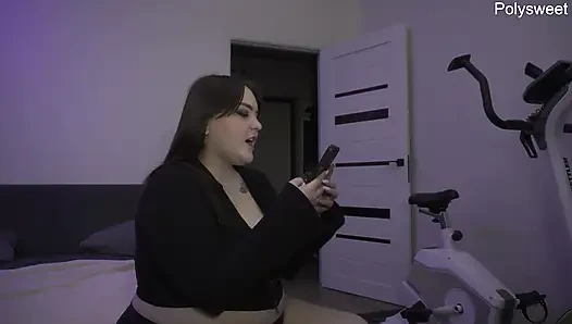 Cerita porno - panggil aku senhora saat aku ngentot kamu pakai strap-on!