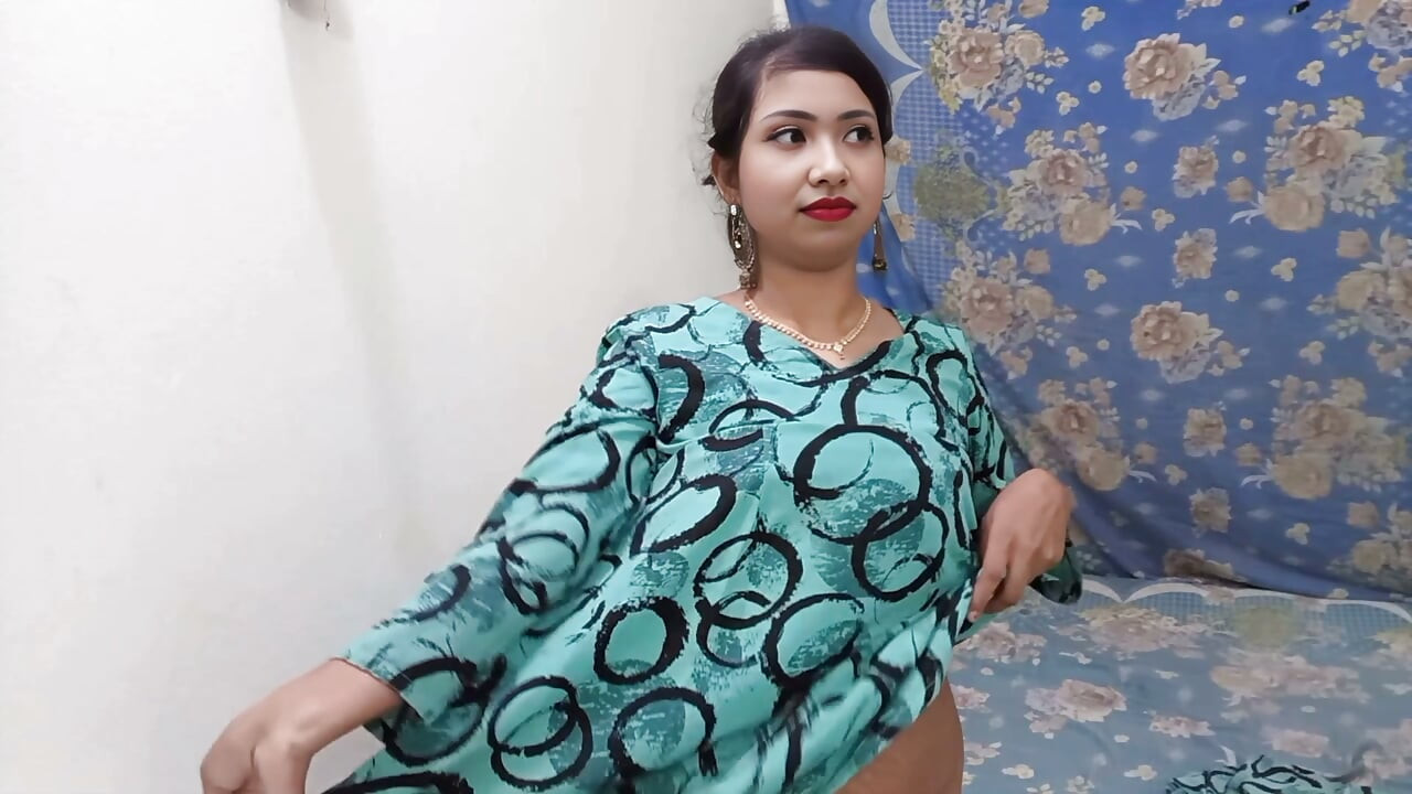 May relasyon si NilimaChowdhury sa kanyang kapitbahay at viral na sex video na panoorin