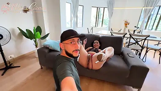 Porno aktrisi ev boşken büyük yarakla sikiliyor - emily fox