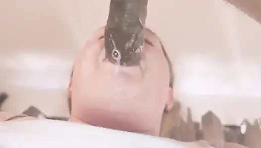 Amateur-bBW schlampiger blowjob mit abspritzen