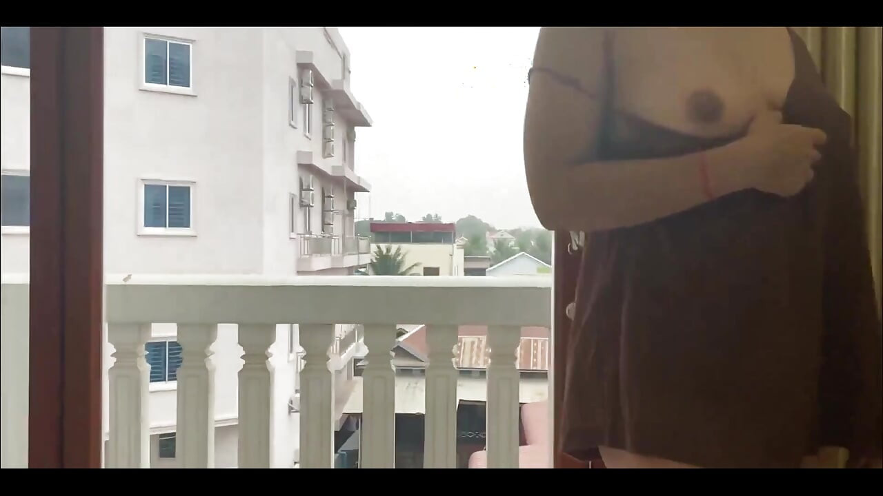 Esposa asiática, foda quente na viagem