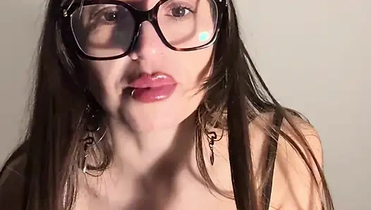 Английские субтитры Проказливый дом соблазняет тебя - Женское доминирование в видео от первого лица (полная версия имеет финал водных спорта)