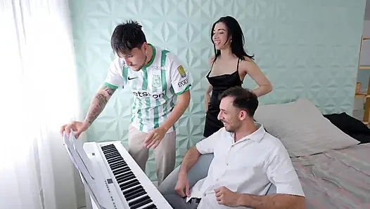 Intense Threesome with Double Penetration for Perfect Brunette - Emily Pink