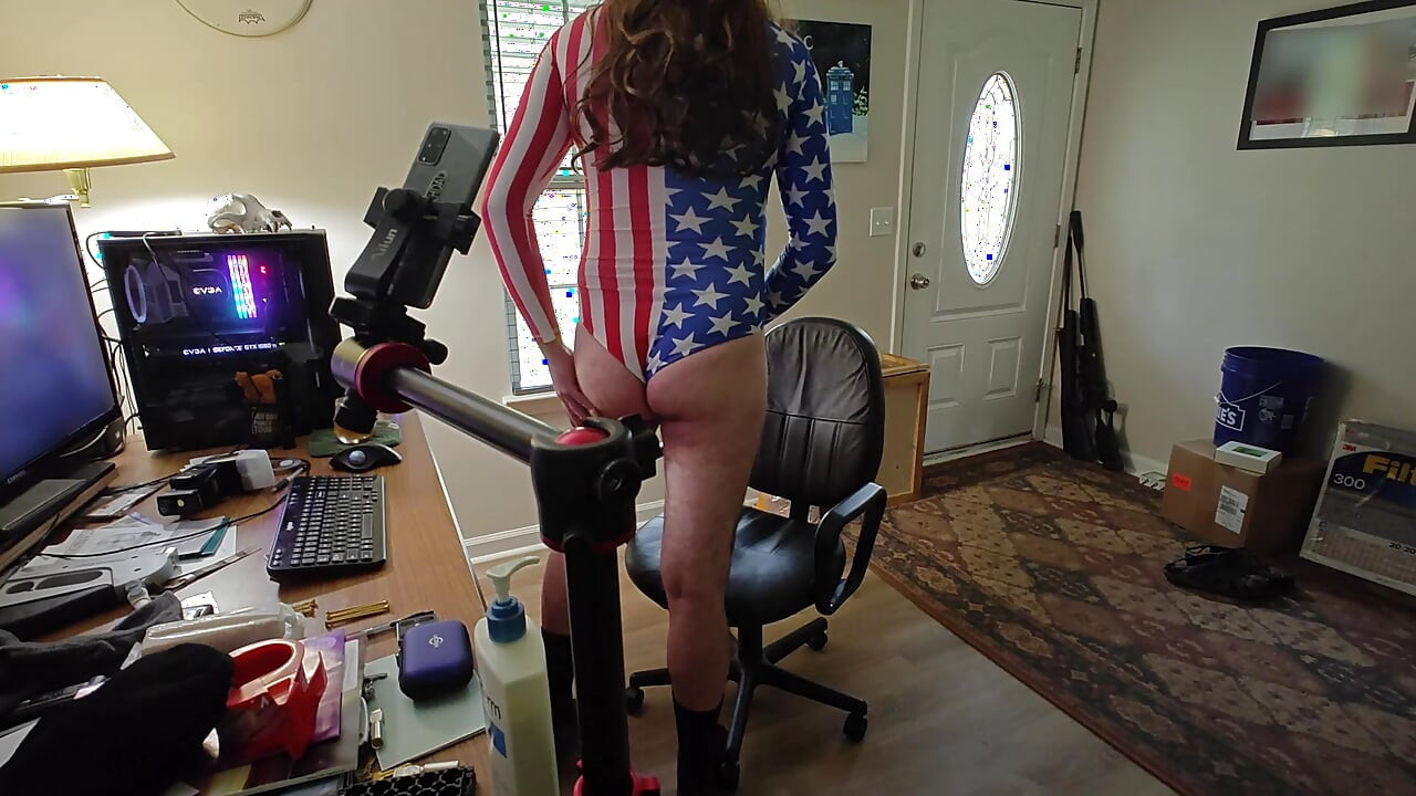 Live Cam Show Behind the Scenes