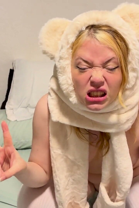 Crazy Ahegao Pozs: Gorilla Jęczy i głupia twarz nago