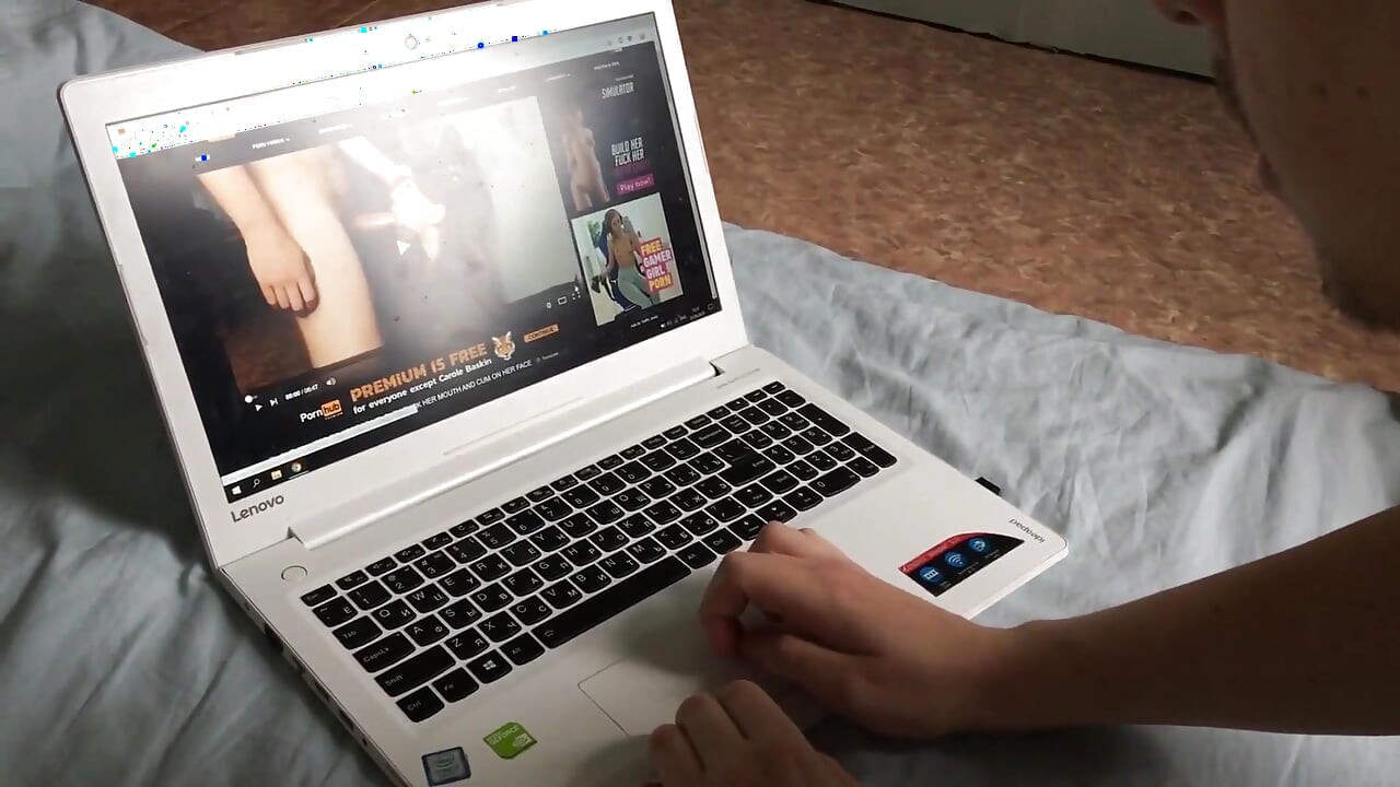 Caught Stepbrother for Jerk off on Her Porn & Give Him a Birthday Blowjob