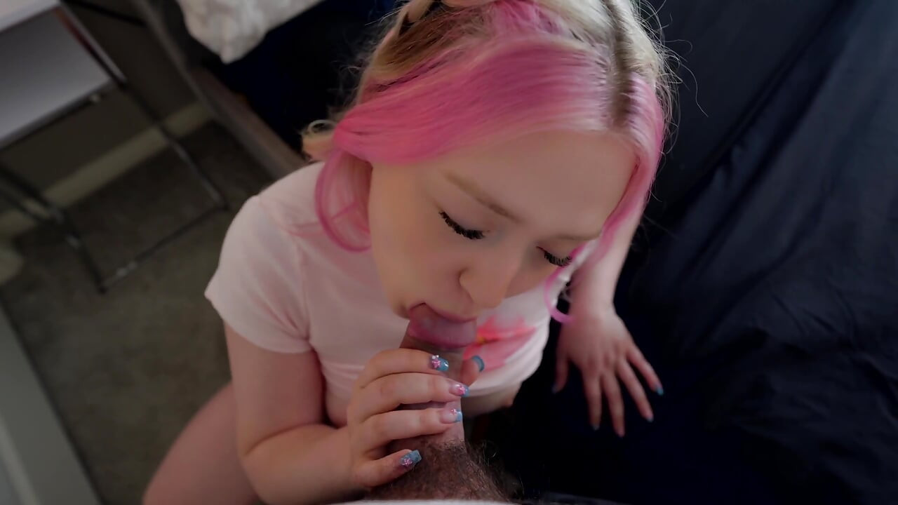 Innocent Little Stepsister Eva Nyx Just Wants Dick to Be a Slut