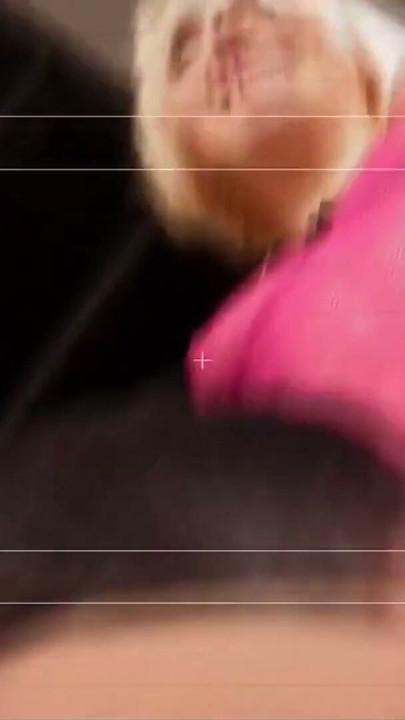 Ben Dover spritzt mir auf den Arsch + Farrah leckt es ab | Clip 1