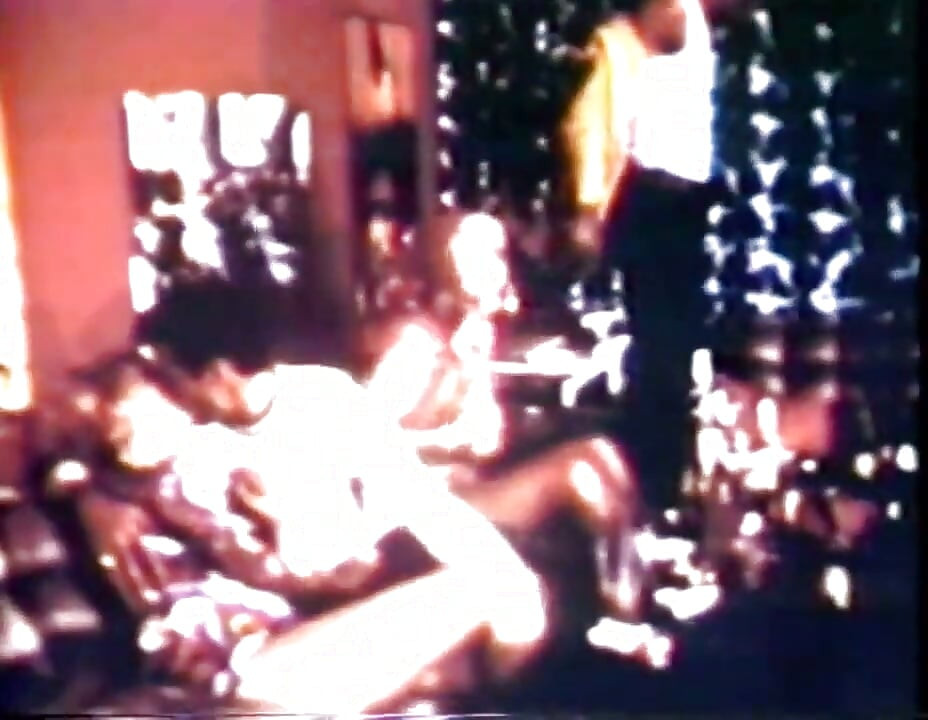 Oldschool vintage party with two horny couples 2.