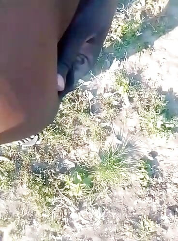 Amatur Afrika berbogel di dalam
