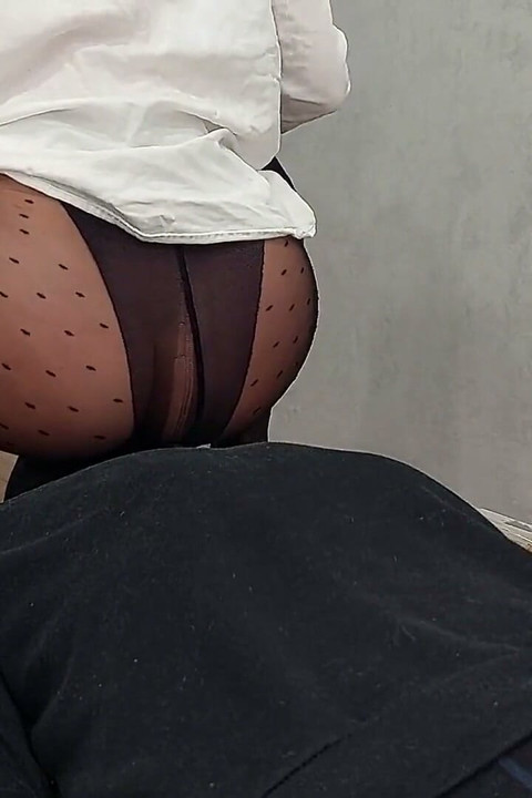 Best Face Sitting He Can Only Lick My Pussy and Please Me