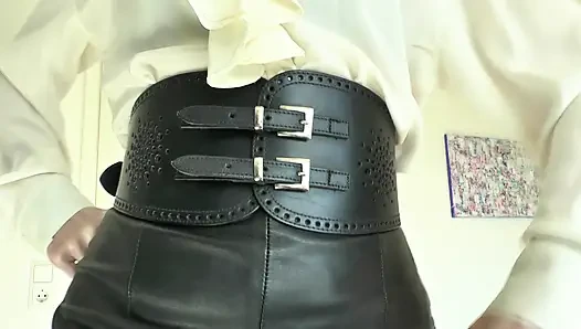 Wide Tight Belts Part 76 Lady Victoria Valente
