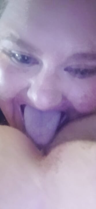 Put your tongue in there!