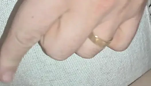 Yakın çekim amcık sikişi ve 2 el serbest boşalma