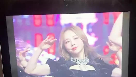 Loona vivi boşalma anısına