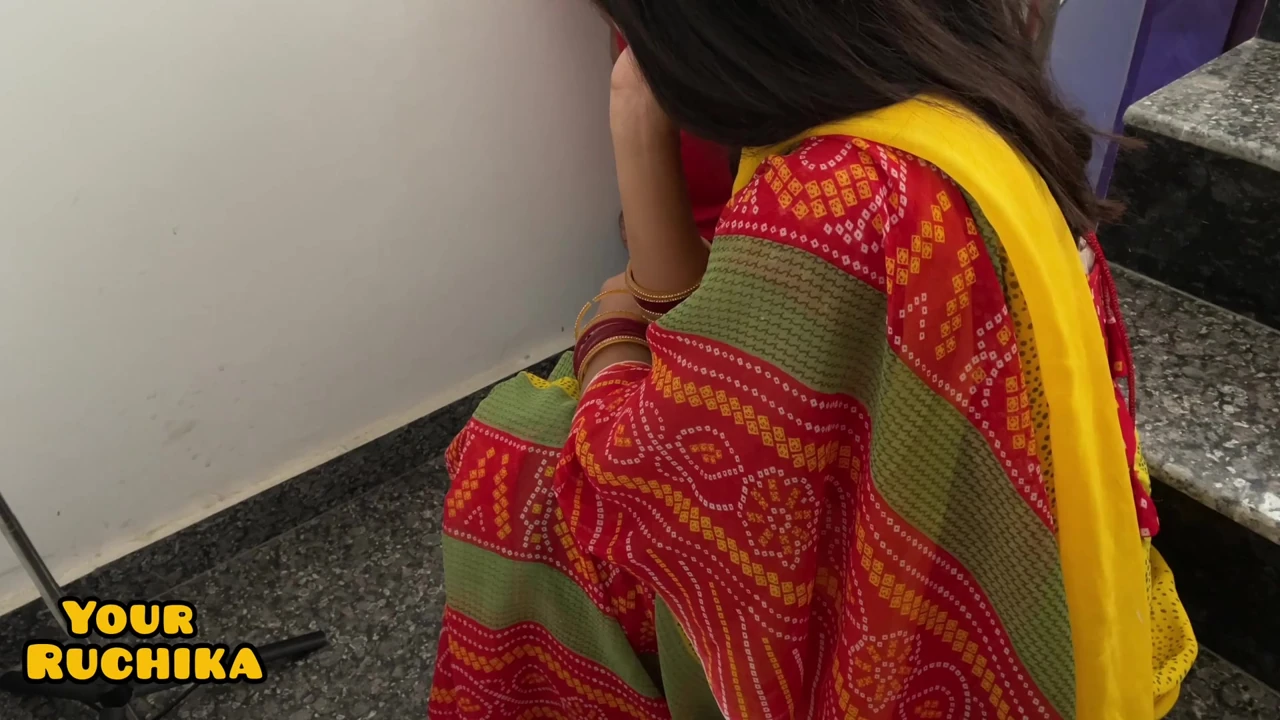 Devar Ne Bhabhi Ke Muh Par Apna Jhaad kar Bhabhi Ki Pyasi Bhujaai...