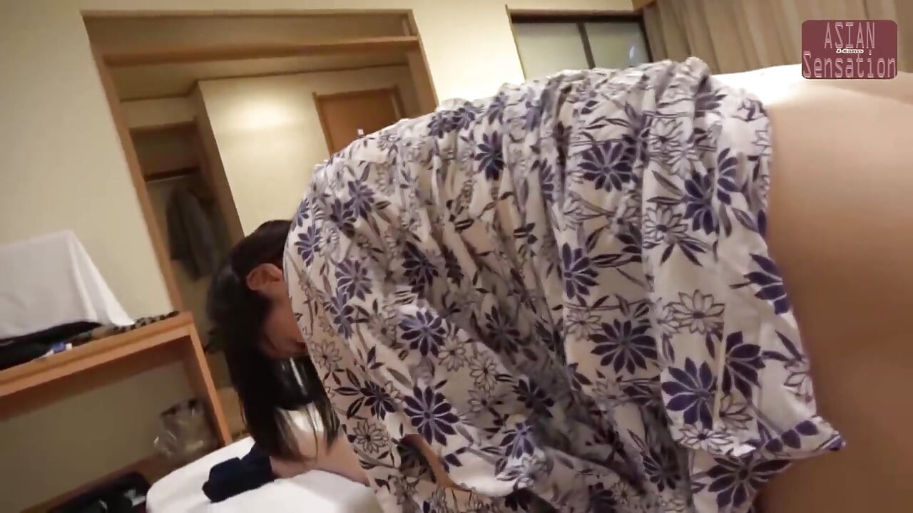 Mature Hot Spring Escape Filled with Desire - Ep2
