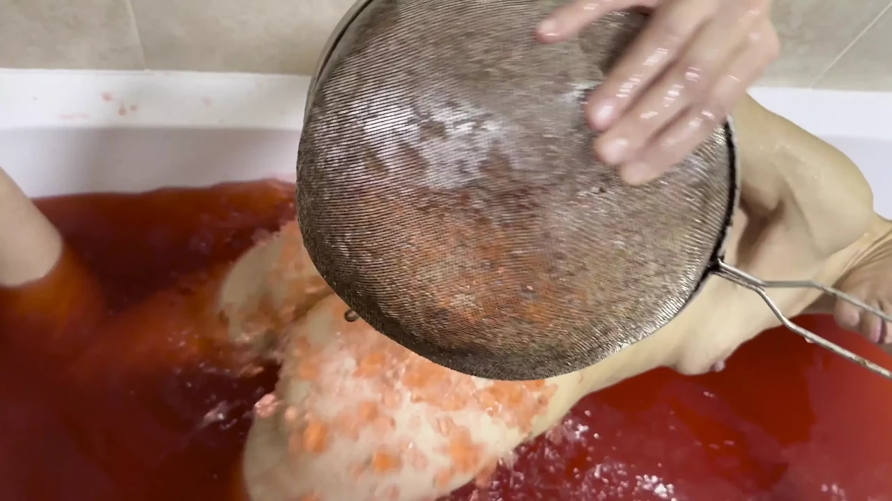 Jelly cube bath