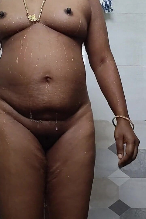 Badeshow, tamilisches mädchen