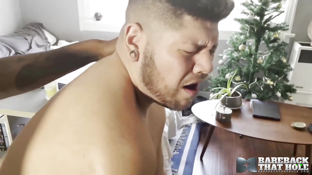 BAREBACKTHATHOLE - August Alexander raw fucks Caleb Vasquez