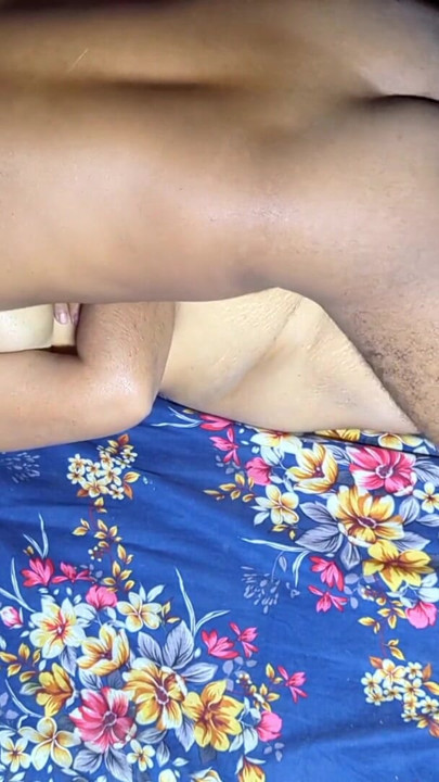 Horny Bengali Bhabhi Fucks her Devar in Delhi to get her Raise to maintain her Sexy Figure | Clip 1