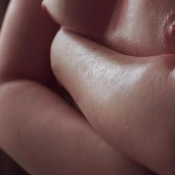 Your wish is my command, my loves, take a close look at this creamy vagina!