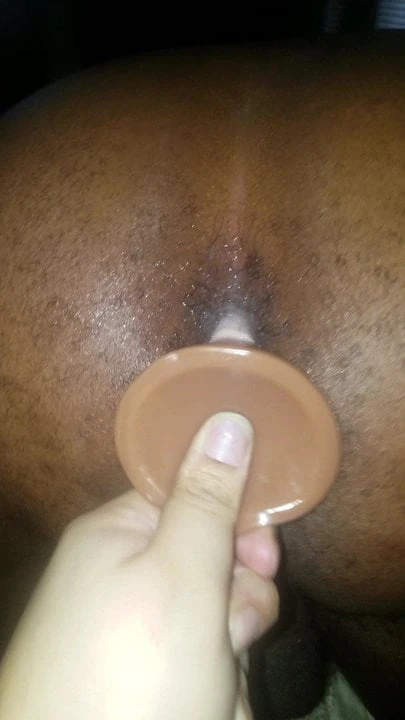 Fat Booty getting stretched
