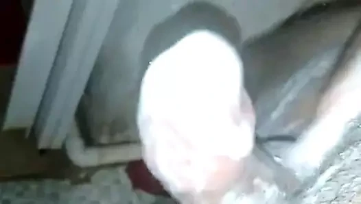 Punheta banheiro