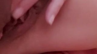 Jo pussy masturbation