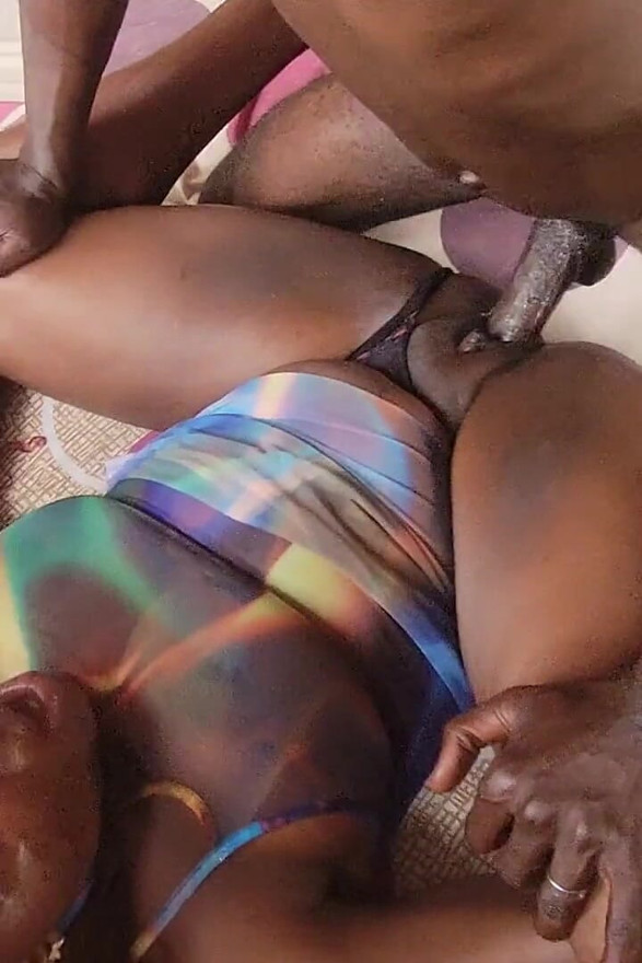 Please Go Deep in My Pussy