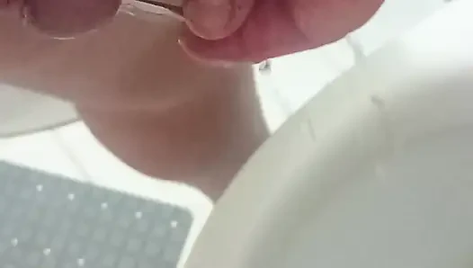 Urine through an 8 mm plug