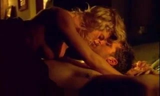 Erika Eleniak