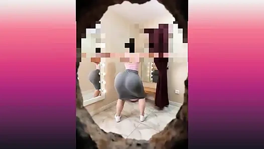 Kamu suka sama apa yang kamu liat, sayang?