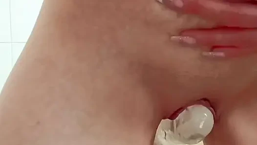 Mereka menantangku untuk melakukannya dan aku melakukannya.....