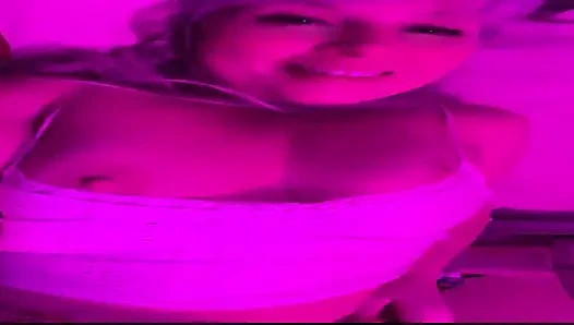 Benim için vücuttan vücuda yapılmış