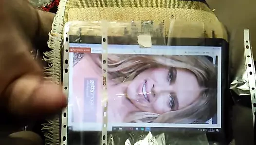Scarlett johansson boşalmak haraç