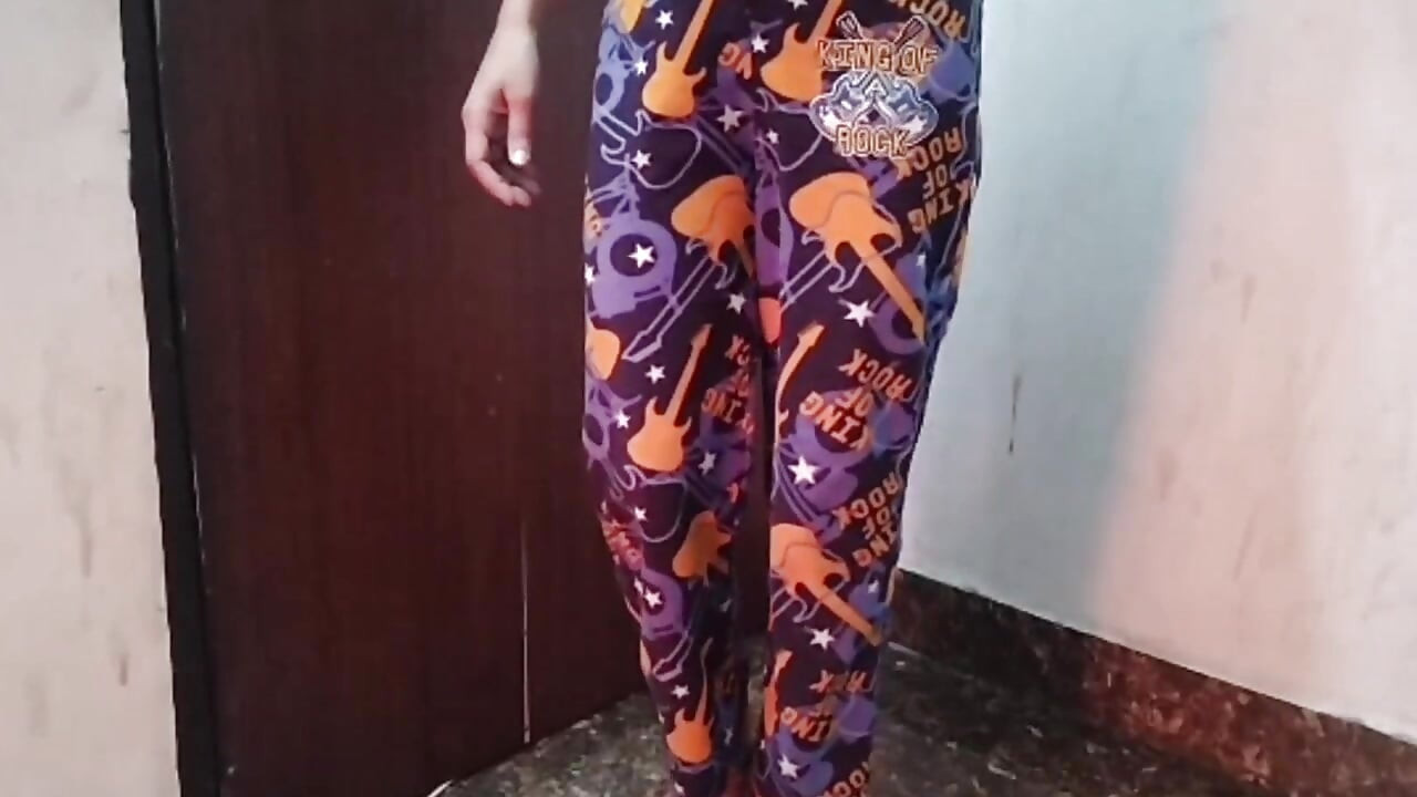 Bhabhi ke saath sex karte hu step brother ne dekh liya