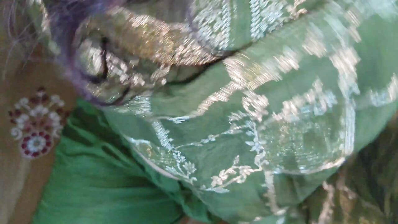 Road se gadis ko 15 hazar mai ghar lejar choda