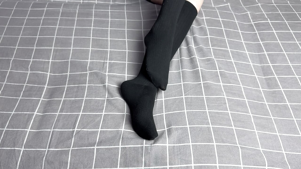 Apenas você e a amante em meias pretas longas