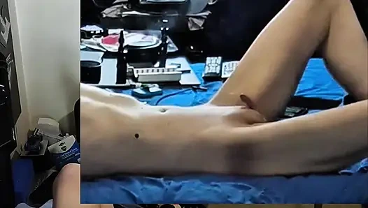 Harte mikropenis 1,8 zoll (4.6cm) erektionslänge? Kleiner als AA Akku? Haarloses gesicht und körper