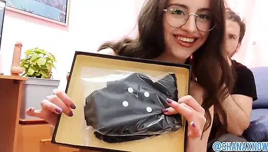 Новый страпон для моего сисси куколдика Джейсона
