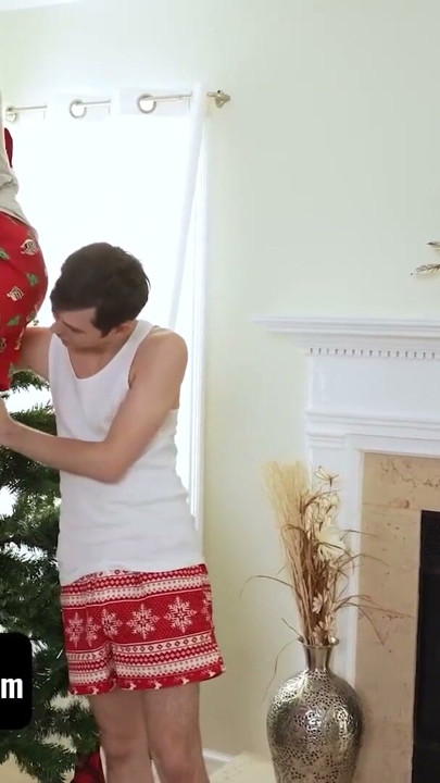 I'll be Hole for Christmas Pt. 1 with Dakota Lovell, Adrian Duval & Brody Kayman - BrotherCrush | Clip 1