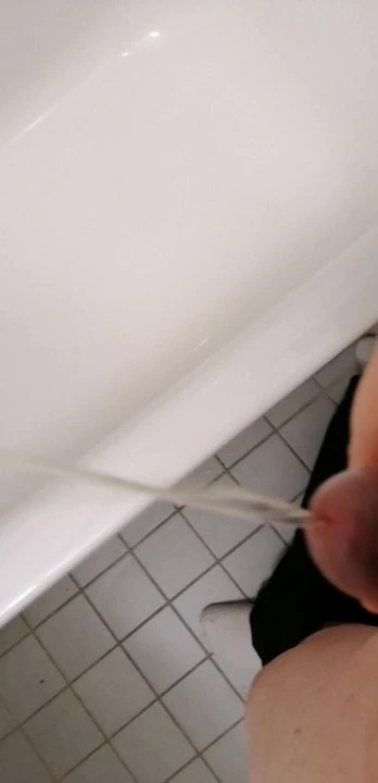 peeing