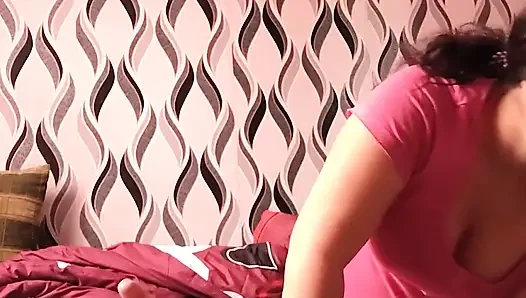 Lutsch Den Schwanz Des Cuckold-ehemanns Und Fülle Mein Gesicht