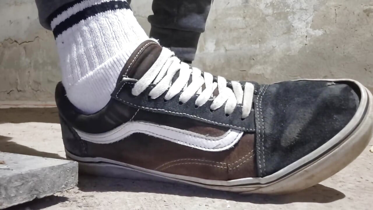 Pokazujem svoje Vans cipele, kompilaciju najboljih s Vansom