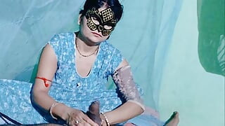 Desi Mom Ki Friend ne LUND JO MASSAGE Karke Doggy Style Me chudai Kiya