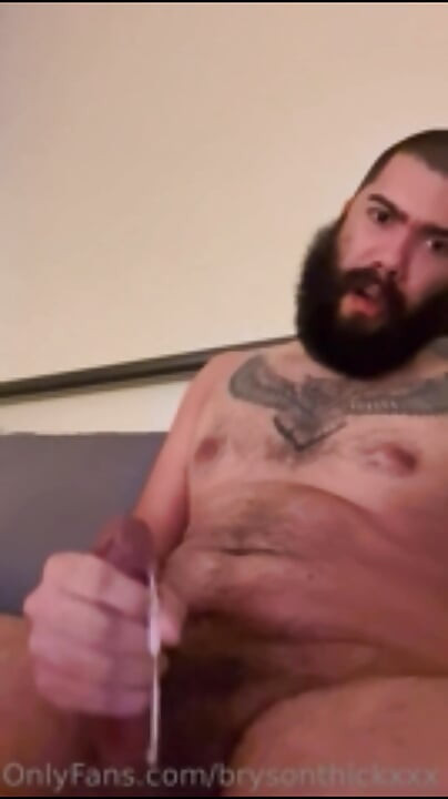 Hairy Latino big dick daddy Brysonthickxxx from x gooning Cumpilation