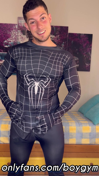 Spiderman mekani kurac za IZNENAĐENJE💦 VELIKOG KURCA