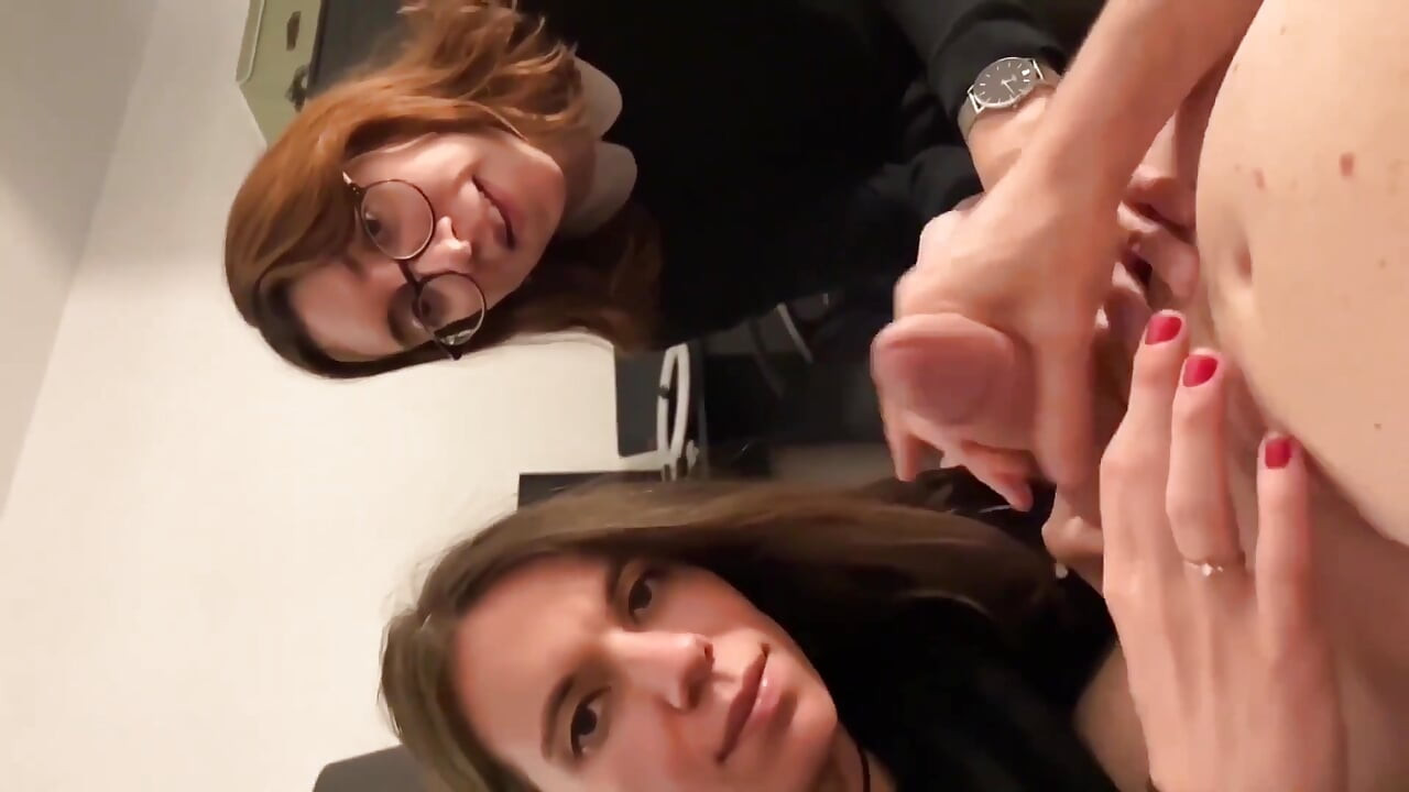 Two Sluts Are Sucking Actorfab